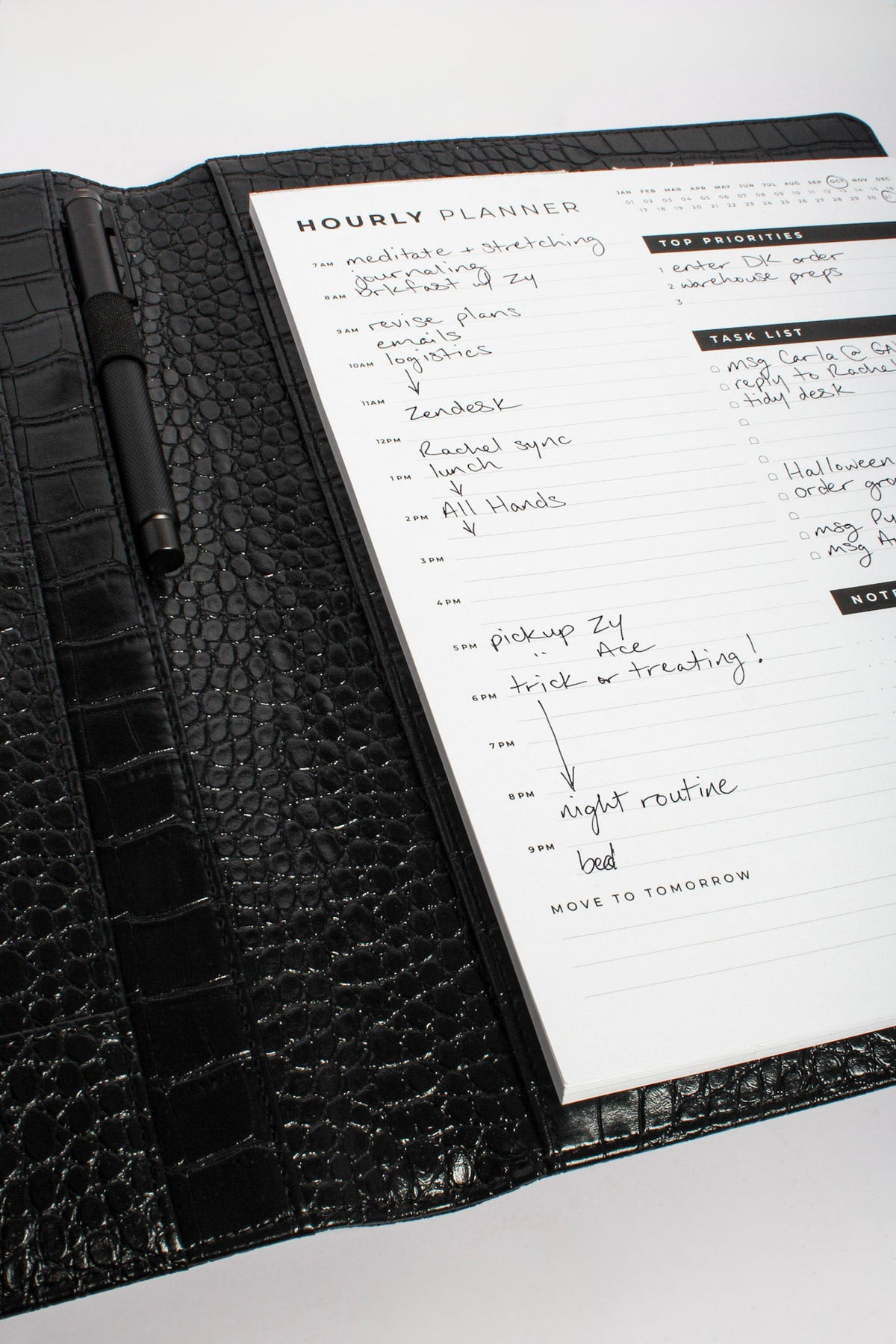 PRE-ORDER | A4 Croc Leather Padfolio - Noir